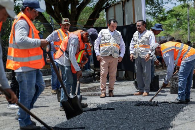 Gobierno del Estado mejora calles en el sur de Mérida
