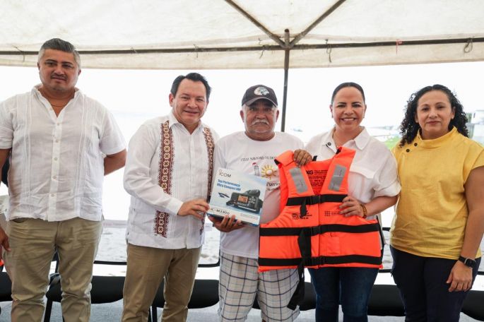 Más seguridad en altamar para pescadoras y pescadores de Telchac Puerto