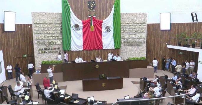 Desacato en Yucatán: legisladores sostienen bloqueo al aborto