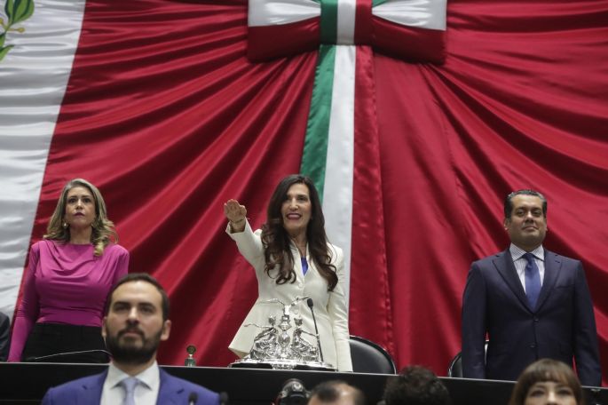 Por mayoría calificada, la panista Kenia López Rabadán asume la presidencia de la Mesa Directiva de la Cámara de Diputados