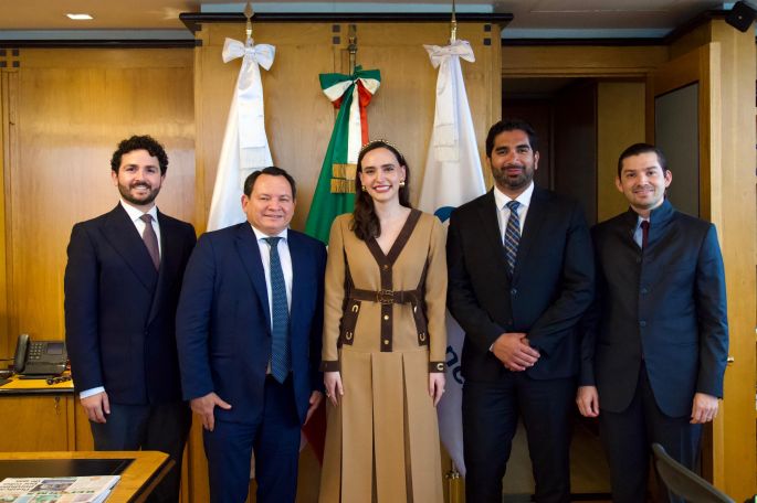 Gobernador Joaquín Díaz Mena promueve proyectos industriales de Yucatán