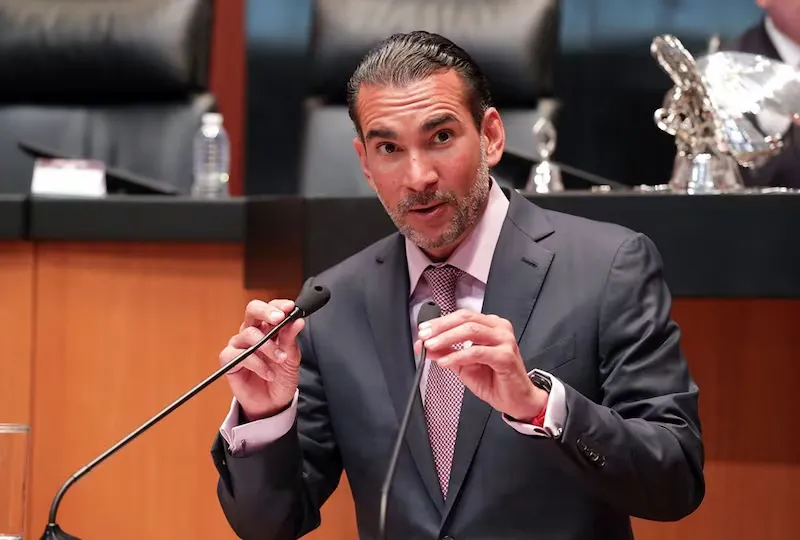 Senador del Verde se rebela contra MORENA: “quieren imponer un partido único”