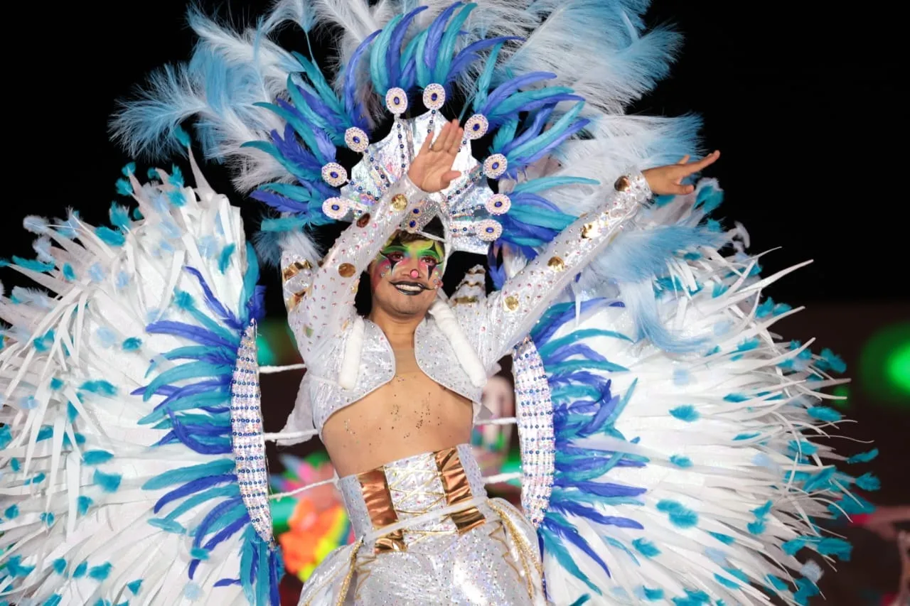 Ritmo, alegría y pasión encendieron el concurso de comparsas del Carnaval de Mérida 2026