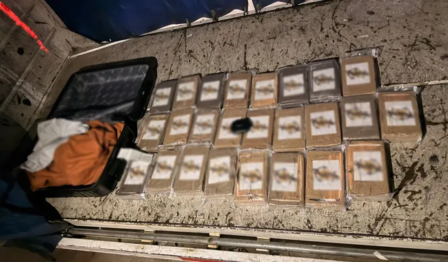 Guardia Nacional asegura droga en el Aeropuerto Internacional de Cancún