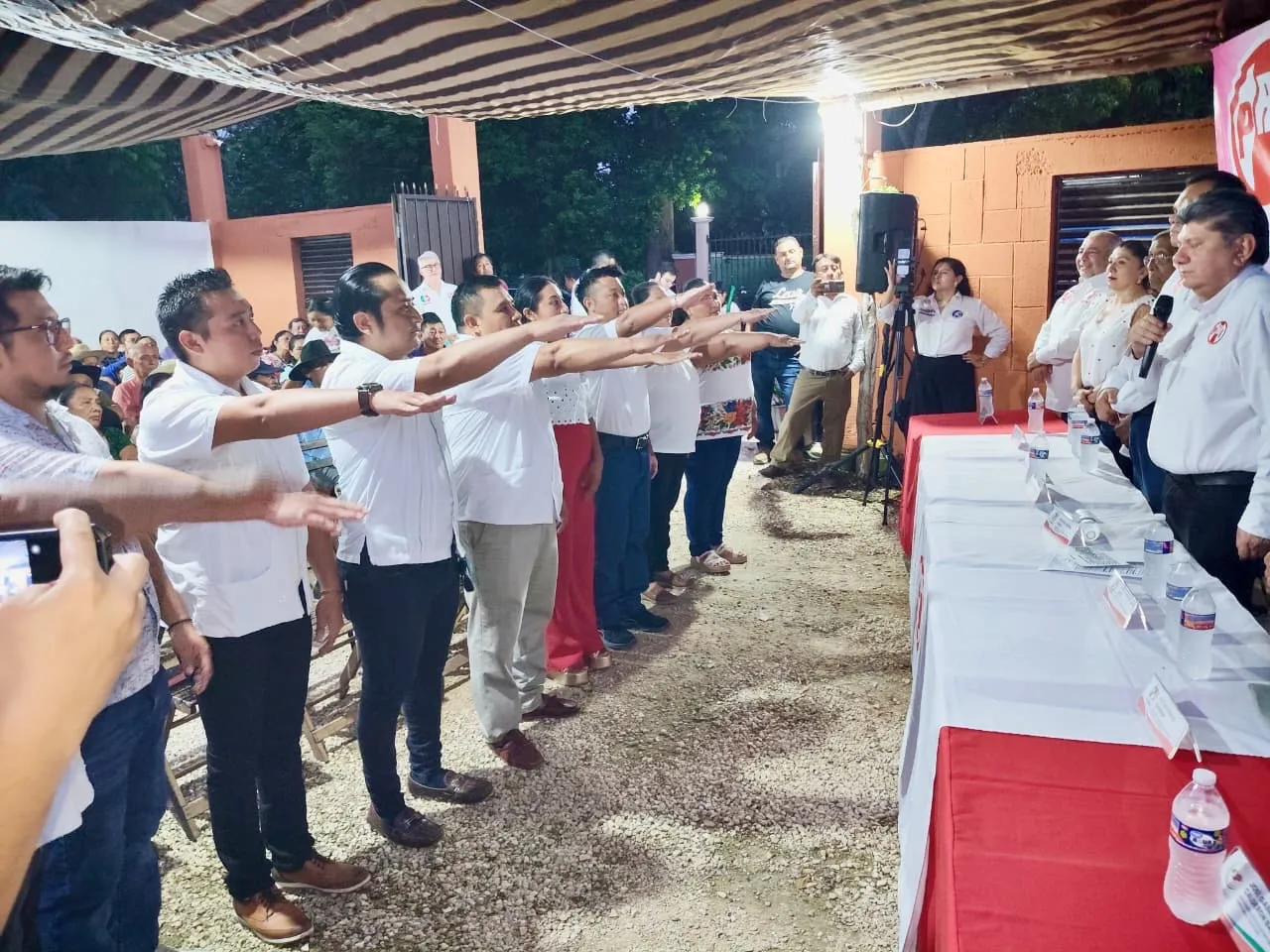 PRI llama a recuperar el gobierno de Akil durante renovación de su dirigencia municipal