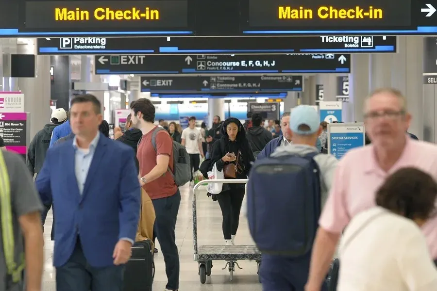 EE.UU. exigirá fianzas de hasta 20 mil dólares para otorgar visas de turismo a ciudadanos de 50 países