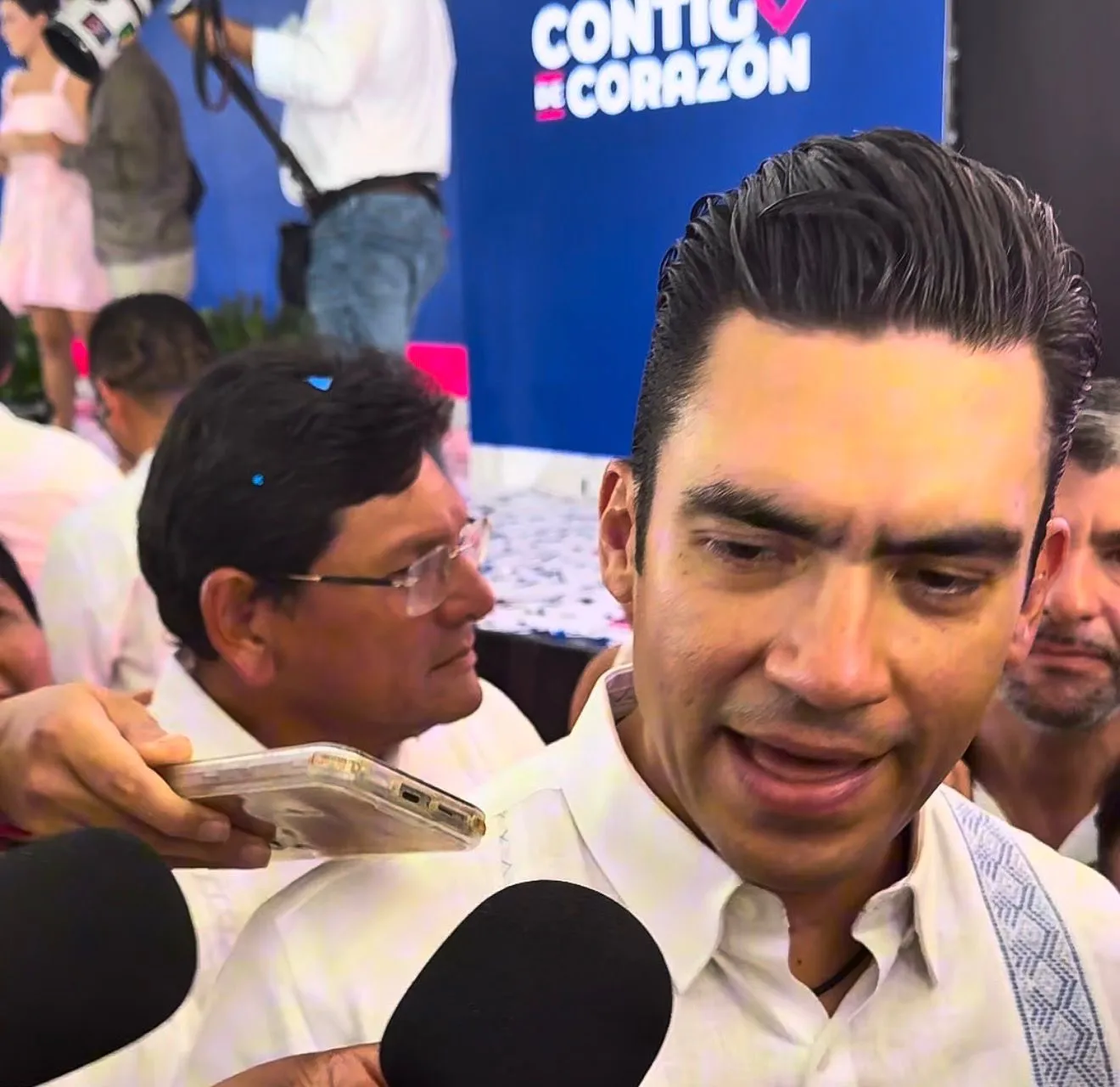 Jorge Romero se niega a hablar sobre Renán Barrera
