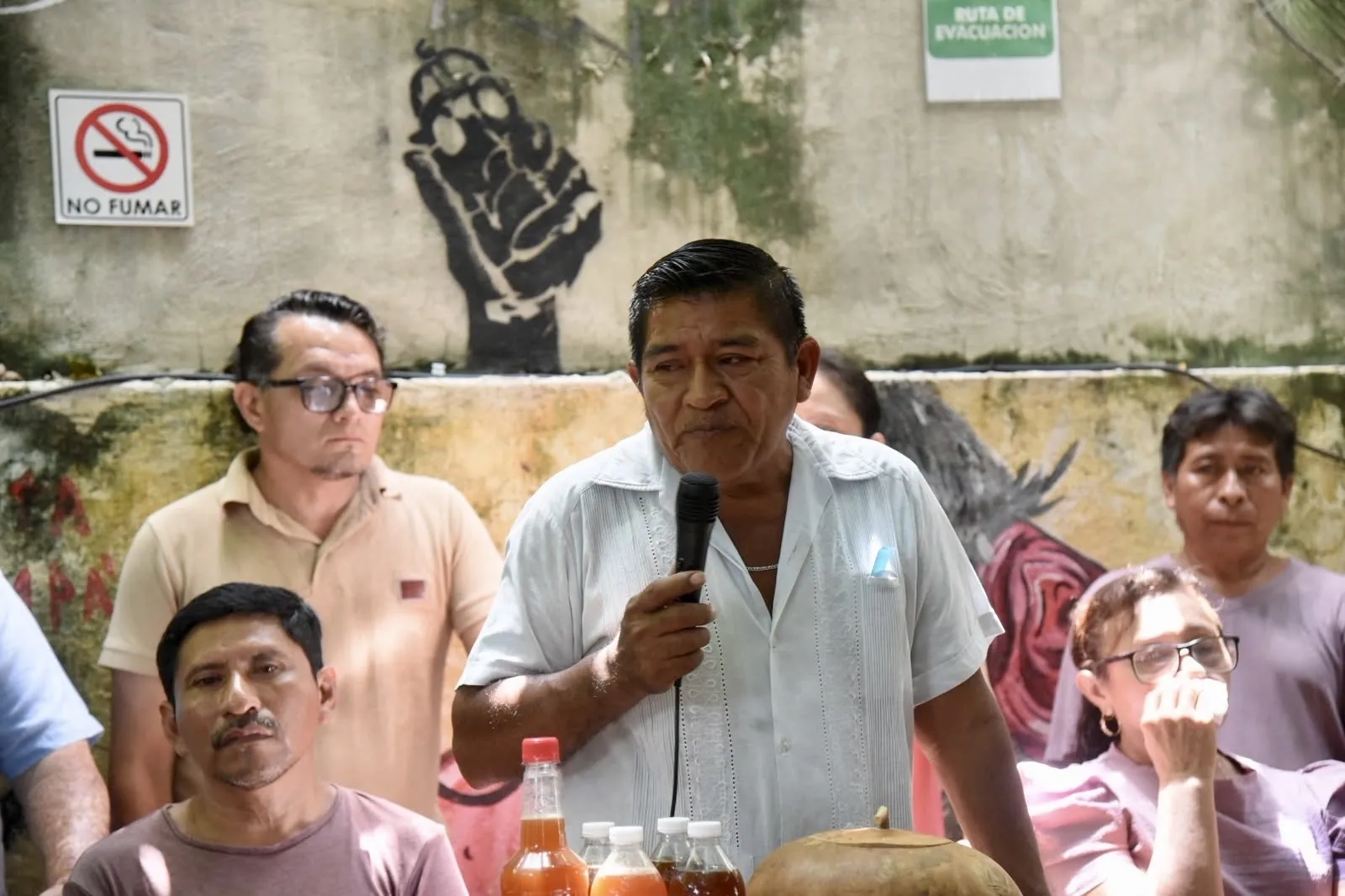 Molas en alerta: denuncian traslado de cerdos e infraestructura de Santa María Chi a granjas de la zona
